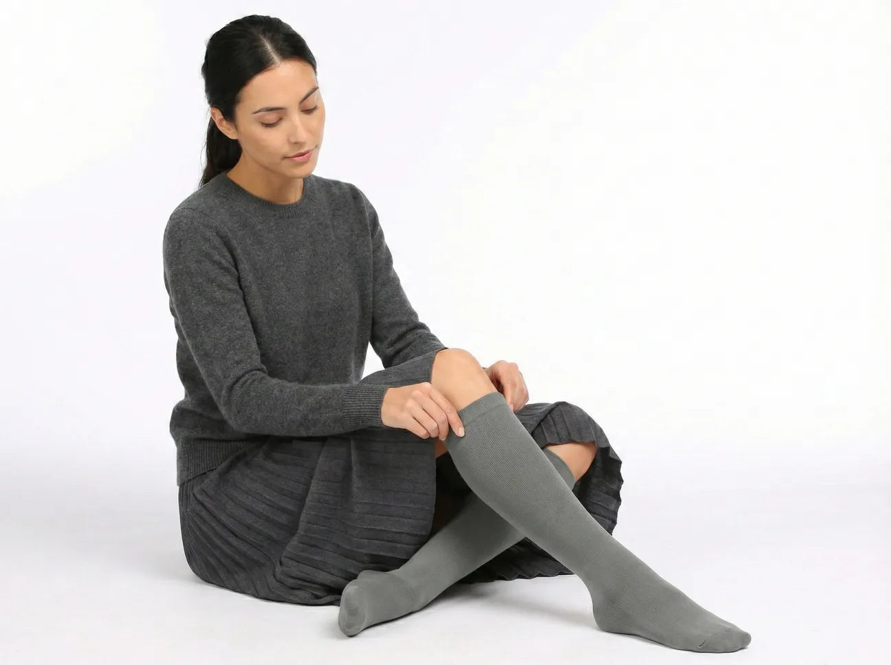Florelya™ Chaussettes de Compression Larges pour Soulagement de la Douleur