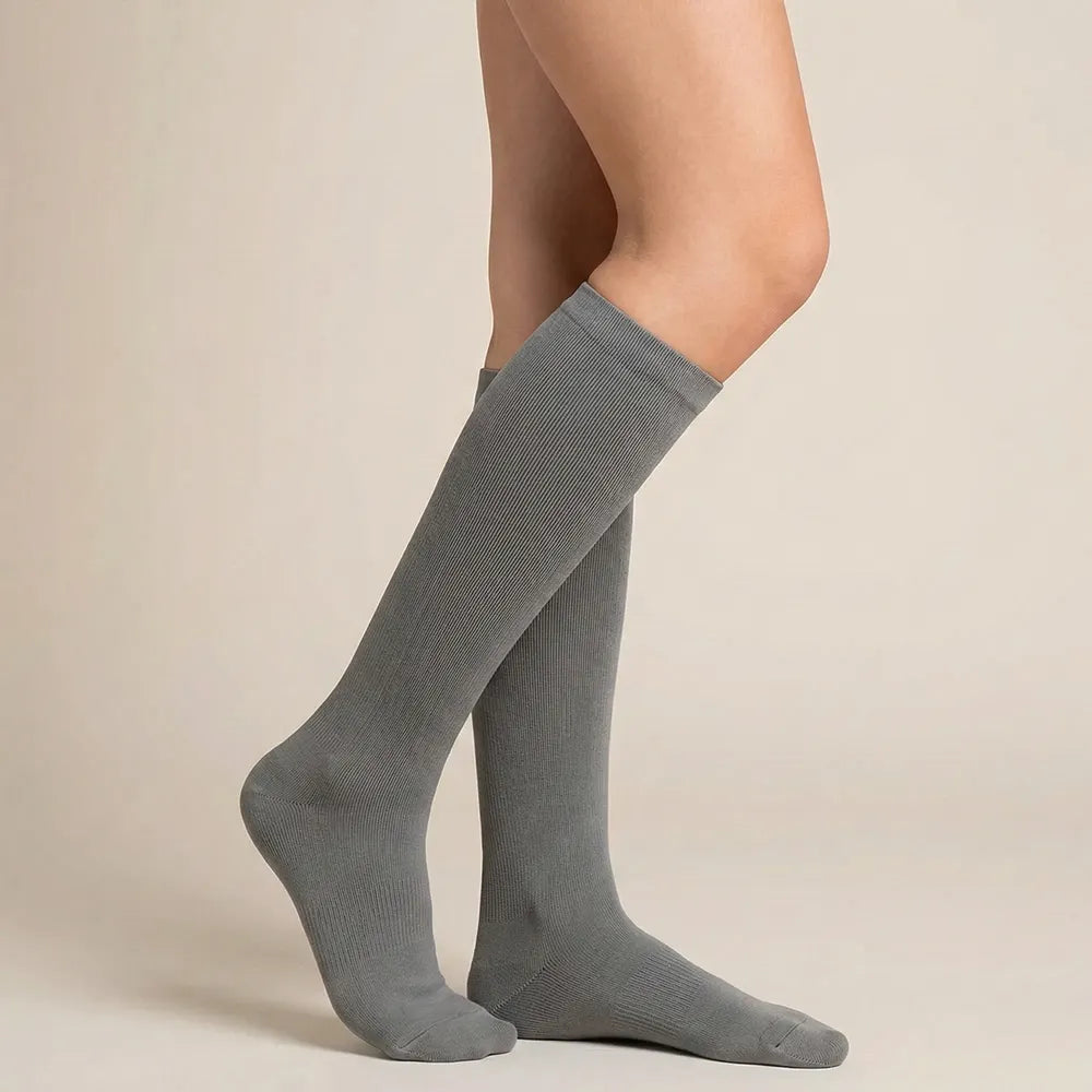 Florelya™ Chaussettes de Compression Larges pour Soulagement de la Douleur